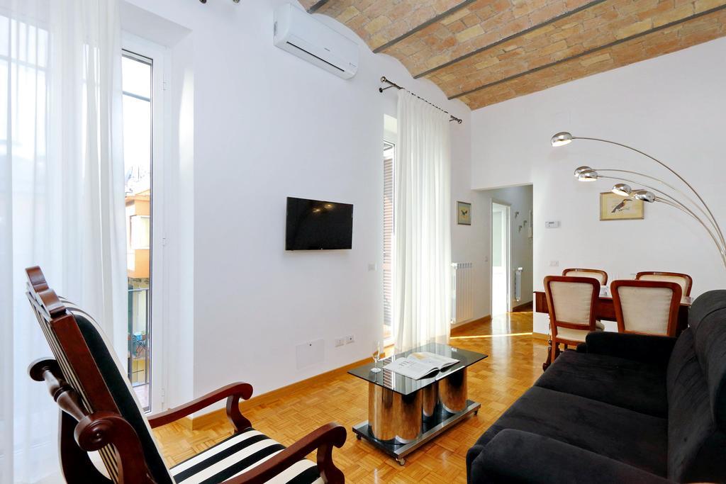 Penitenza Apartment Roma Dış mekan fotoğraf